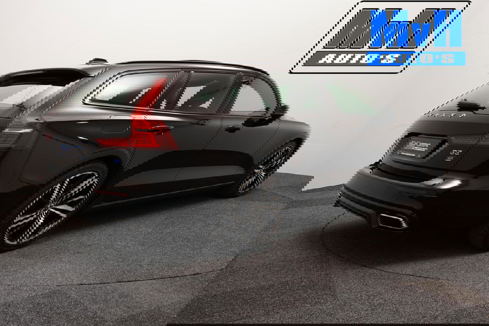 Volvo V60 2.0 B3 R-Design|PANO|STOEL/STUUR.VERW|AUTO.PILOT