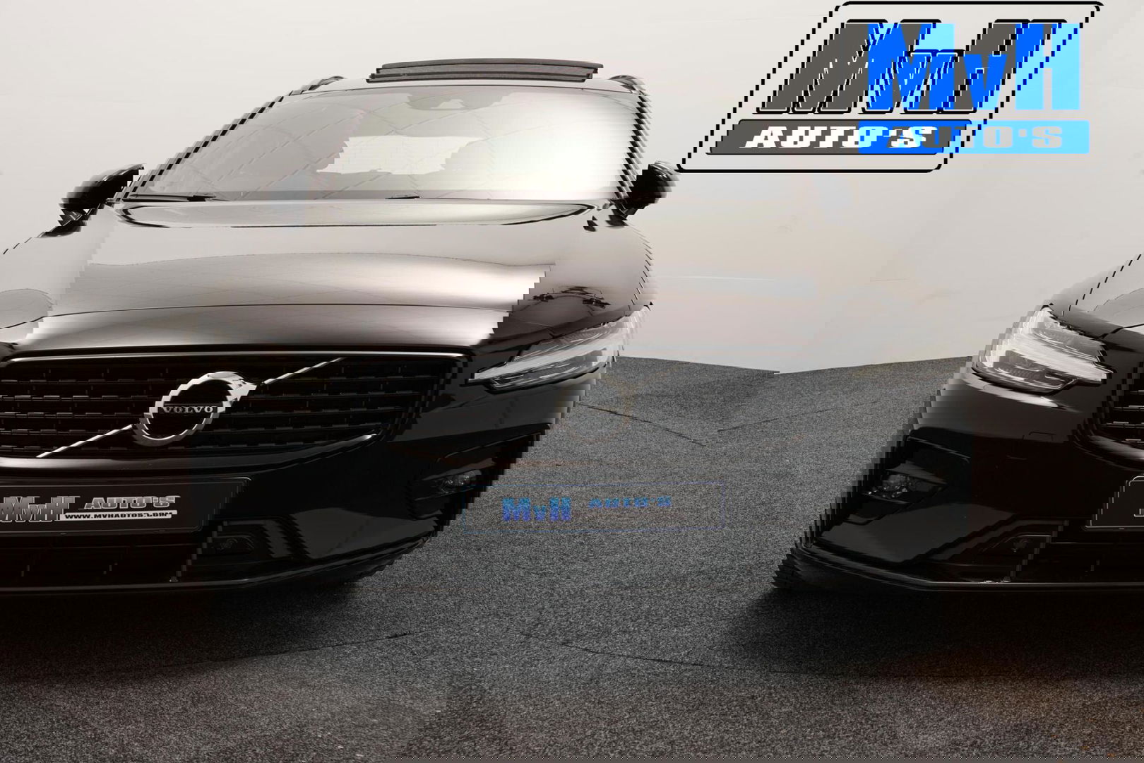 Volvo V60 2.0 B3 R-Design|PANO|STOEL/STUUR.VERW|AUTO.PILOT