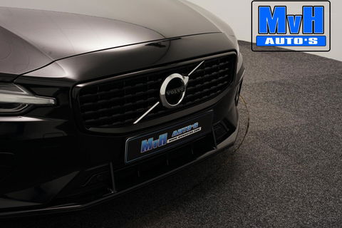 Volvo V60 2.0 B3 R-Design|PANO|STOEL/STUUR.VERW|AUTO.PILOT