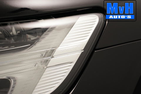 Volvo V60 2.0 B3 R-Design|PANO|STOEL/STUUR.VERW|AUTO.PILOT