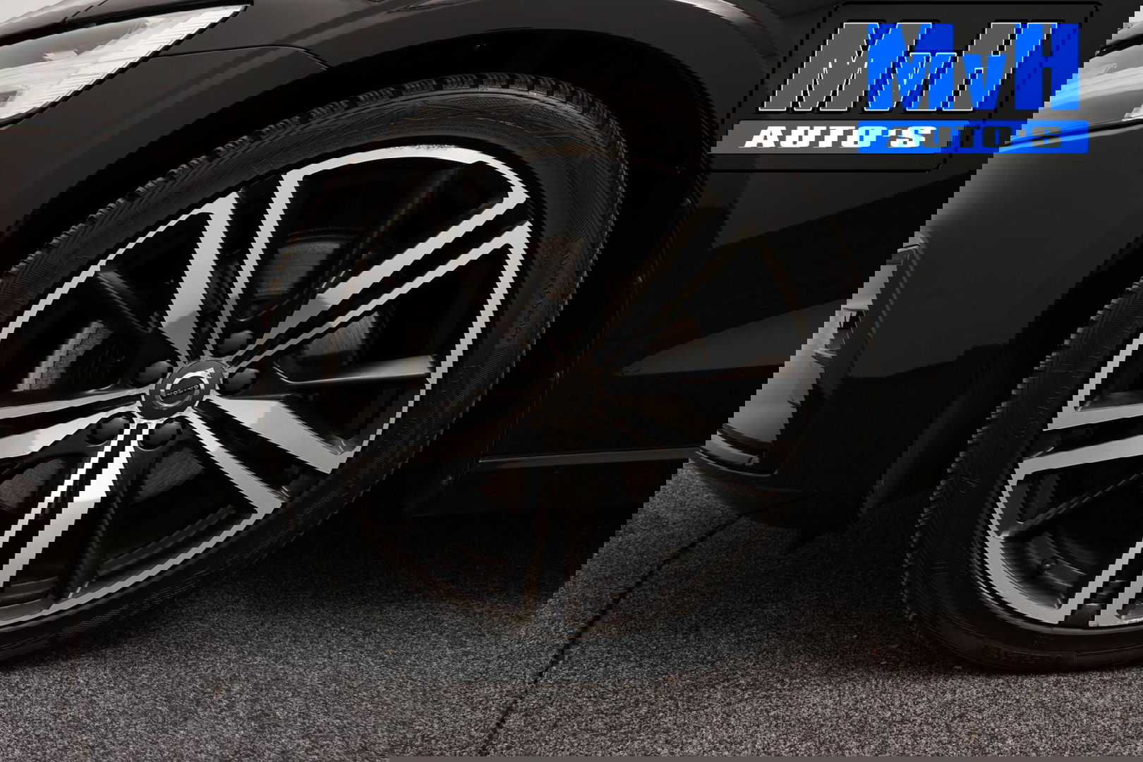 Volvo V60 2.0 B3 R-Design|PANO|STOEL/STUUR.VERW|AUTO.PILOT