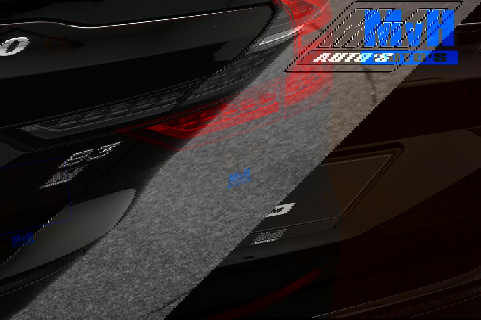 Volvo V60 2.0 B3 R-Design|PANO|STOEL/STUUR.VERW|AUTO.PILOT