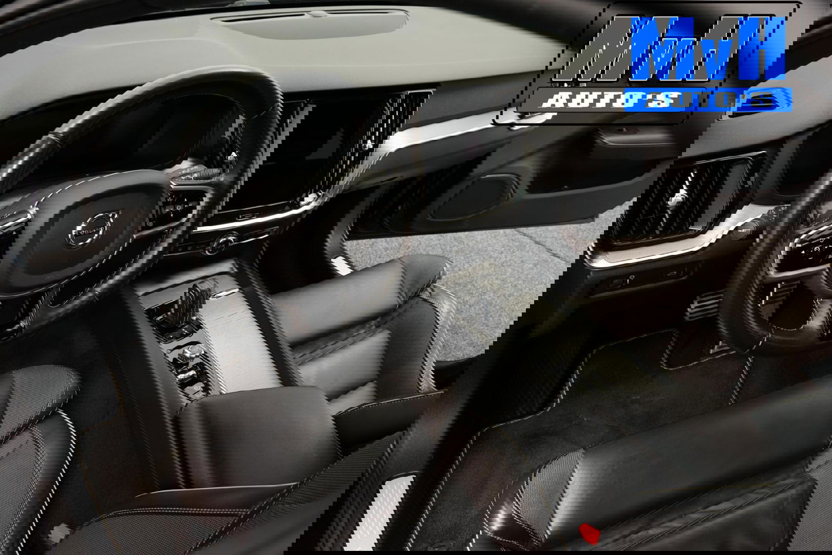 Volvo V60 2.0 B3 R-Design|PANO|STOEL/STUUR.VERW|AUTO.PILOT