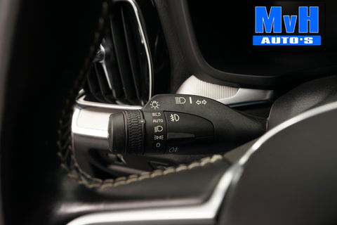 Volvo V60 2.0 B3 R-Design|PANO|STOEL/STUUR.VERW|AUTO.PILOT
