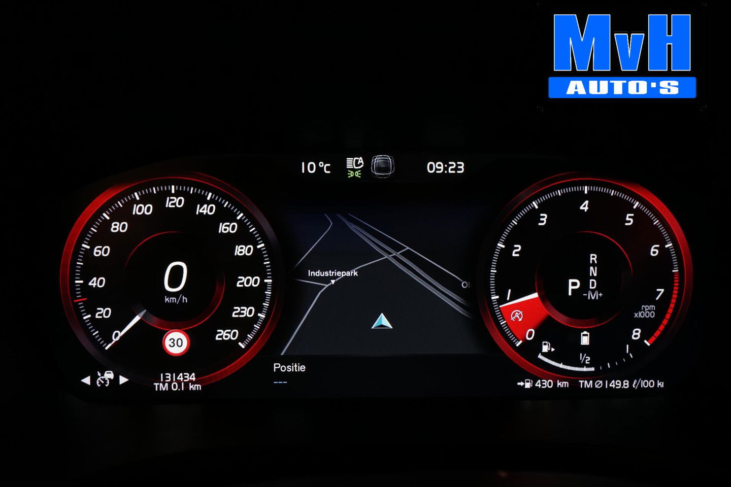 Volvo V60 2.0 B3 R-Design|PANO|STOEL/STUUR.VERW|AUTO.PILOT