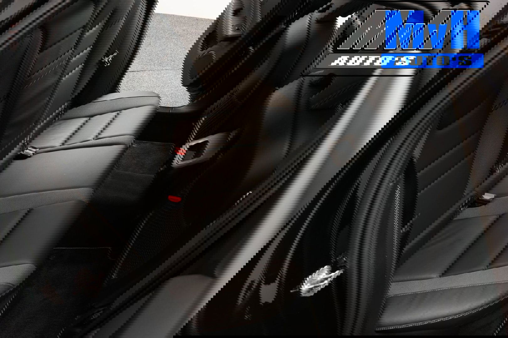 Volvo V60 2.0 B3 R-Design|PANO|STOEL/STUUR.VERW|AUTO.PILOT