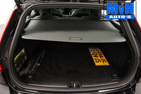 Volvo V60 2.0 B3 R-Design|PANO|STOEL/STUUR.VERW|AUTO.PILOT