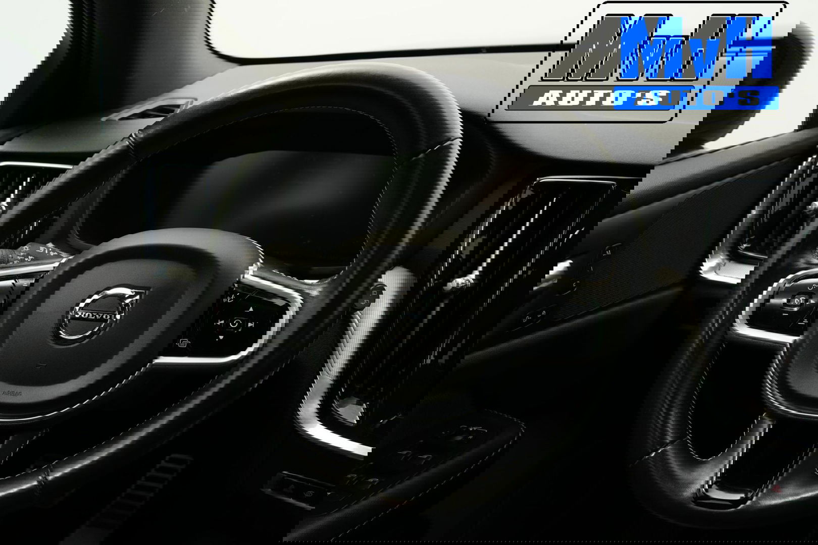 Volvo V60 2.0 B3 R-Design|PANO|STOEL/STUUR.VERW|AUTO.PILOT