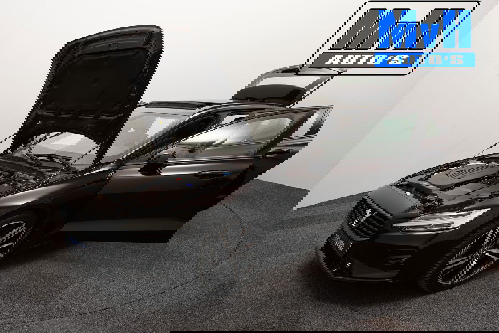 Volvo V60 2.0 B3 R-Design|PANO|STOEL/STUUR.VERW|AUTO.PILOT