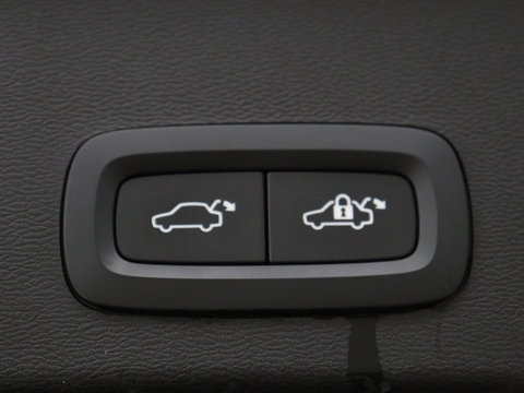 Volvo XC40 1.5 T5 Recharge Inscription Expression | Stoel & stuurverwarming | 360 Camera | Adaptive cruise | Harman/Kardon | Carplay | Navigatie | Full LED | PHEV | Plug In