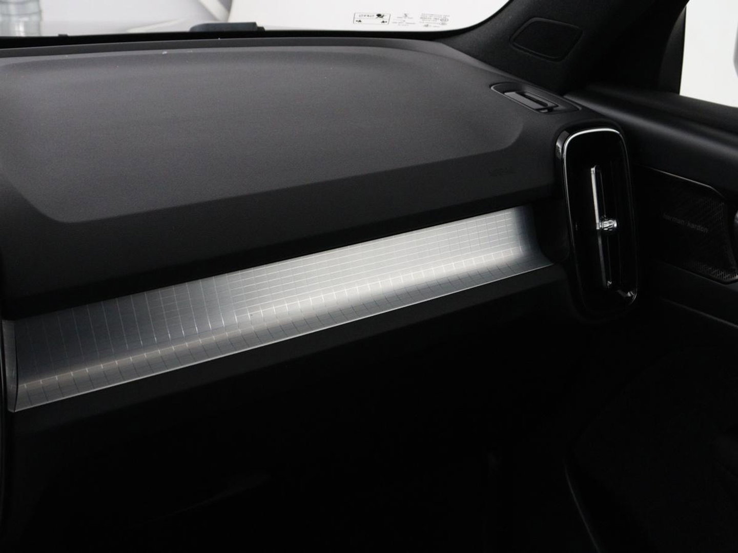 Volvo XC40 1.5 T5 Recharge Inscription Expression | Stoel & stuurverwarming | 360 Camera | Adaptive cruise | Harman/Kardon | Carplay | Navigatie | Full LED | PHEV | Plug In