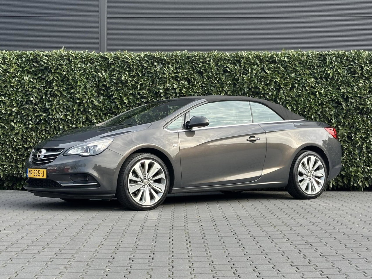 Opel Cascada