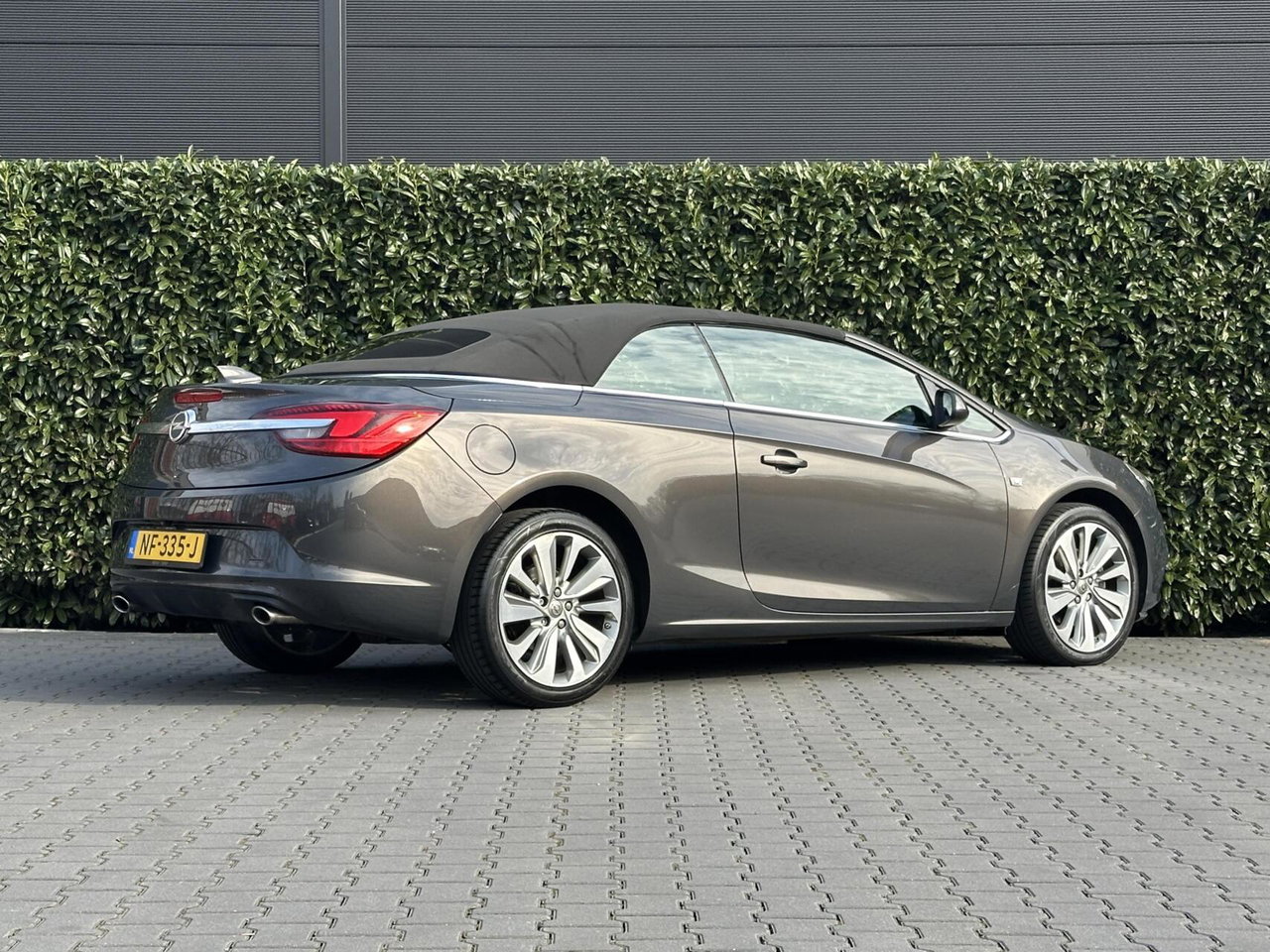 Opel Cascada