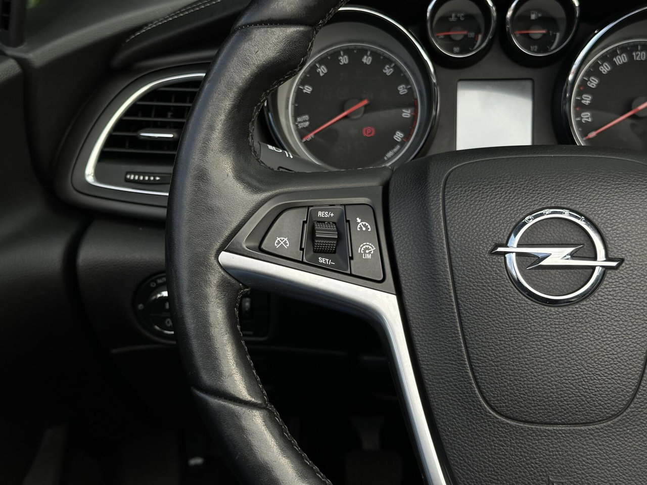 Opel Cascada