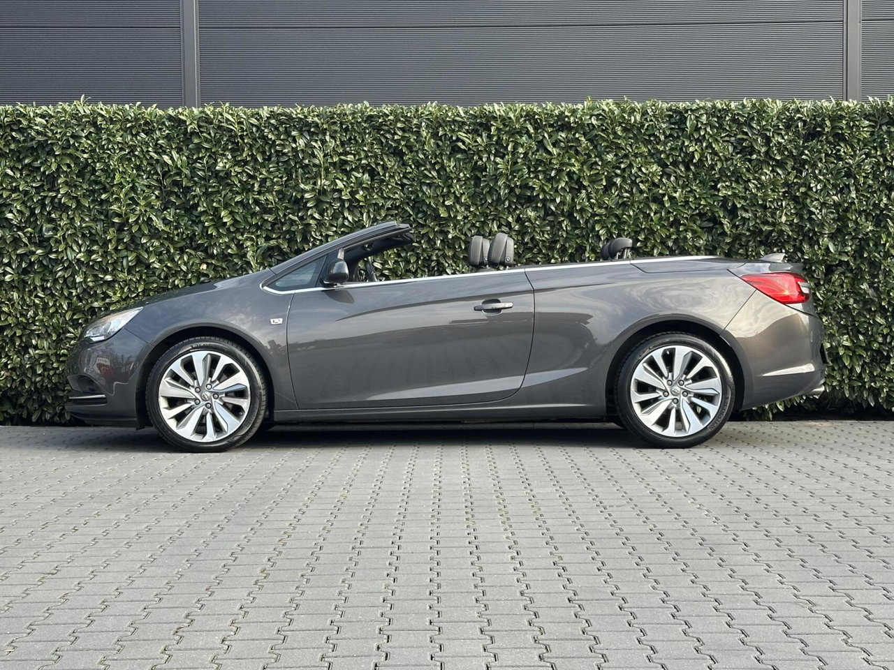 Opel Cascada
