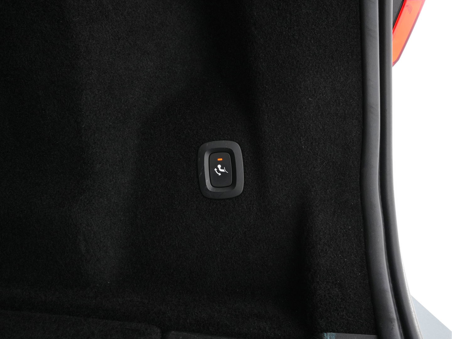 Volvo XC60 2.0 B5 Business Pro R-Design (INCL.BTW) Aut. *PANO | LUXURY-LEATHER | FULL-LEATHER | MEMORY-PACK | HEATED-SPORTSEATS | CAMERA | NAVI-FULLMAP | SHIFT-PADDLES | PRIVACY-GLASS | AIR-SUSPENSION | ECC | PDC | CRUISE | 19''ALU