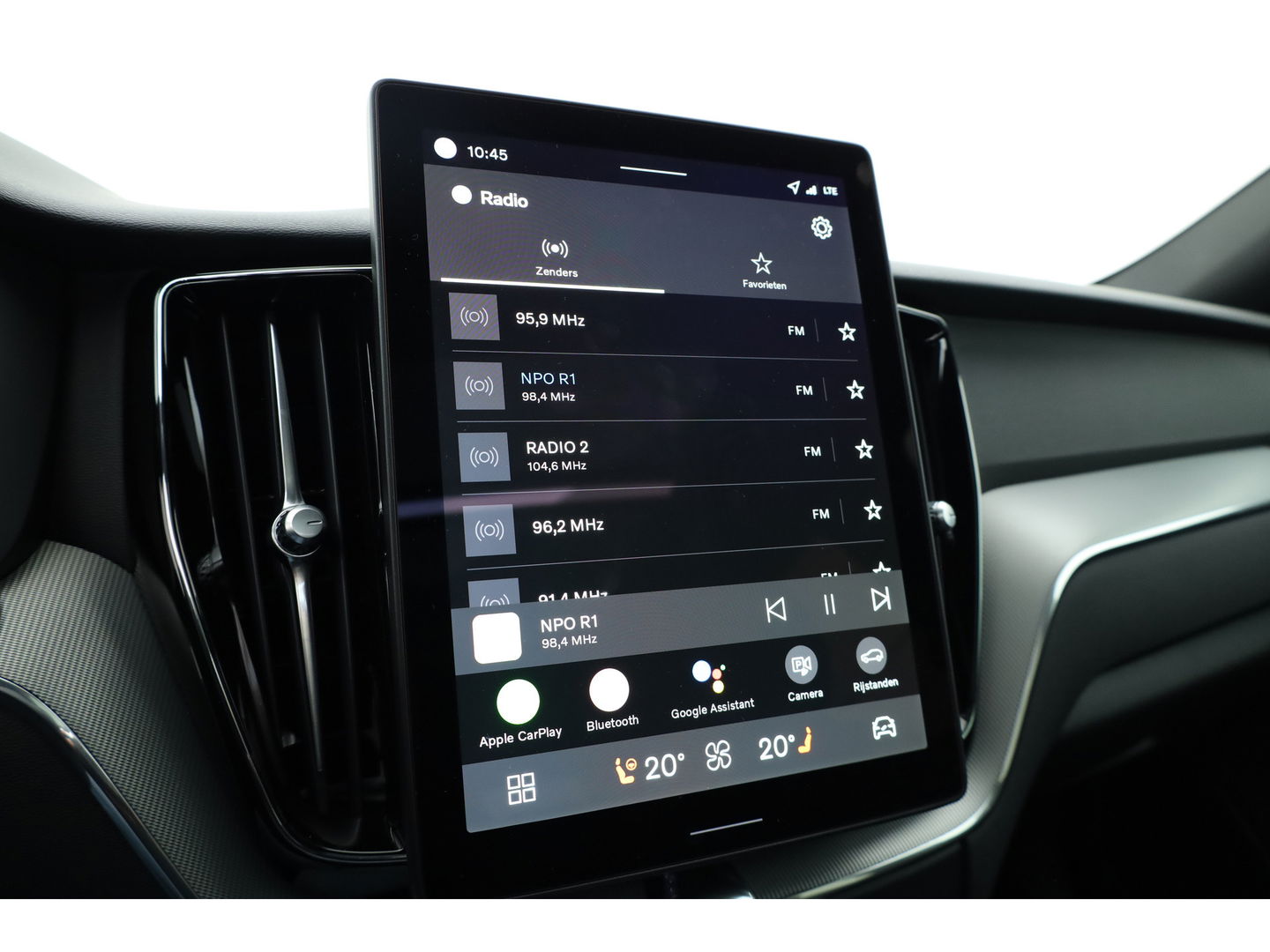 Volvo XC60 T6 Plug-in hybrid Plus Black Edition | Facelift | Pano | Harman Kardon | Memory Seats | 360cam | Blis | Pilot Assist | 21''