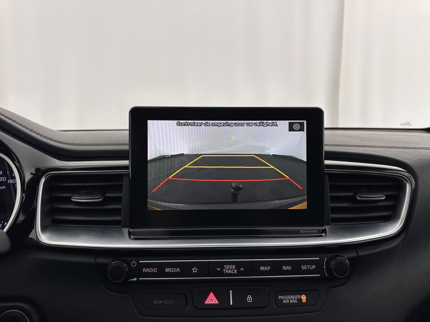 Kia ProCeed 1.0 T-GDI GT-Line (INCL-BTW) *PANO | LEATHER-ALCANTARA  | FULL-LED | SPORTSEATS | NAVI-FULLMAP | CAMERA | ECC | PRIVACYGLASS | LANE-ASSIST | DAB+ | CARPLAY | PDC | KEYLESS | CRUISE | TOWBAR | 17''ALU*