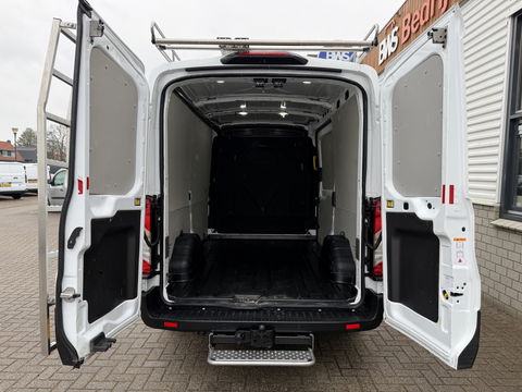Ford Transit 310 2.0 TDCI L2H2 Trend / vaste prijs rijklaar € 18.950 ex btw / euro 6 / bpm vrij / lease vanaf € 319 / imperial + trap / airco / cruise / pdc voor en achter / trekhaak 2450 kg