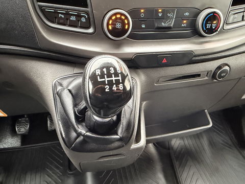 Ford Transit 310 2.0 TDCI L2H2 Trend / vaste prijs rijklaar € 18.950 ex btw / euro 6 / bpm vrij / lease vanaf € 319 / imperial + trap / airco / cruise / pdc voor en achter / trekhaak 2450 kg