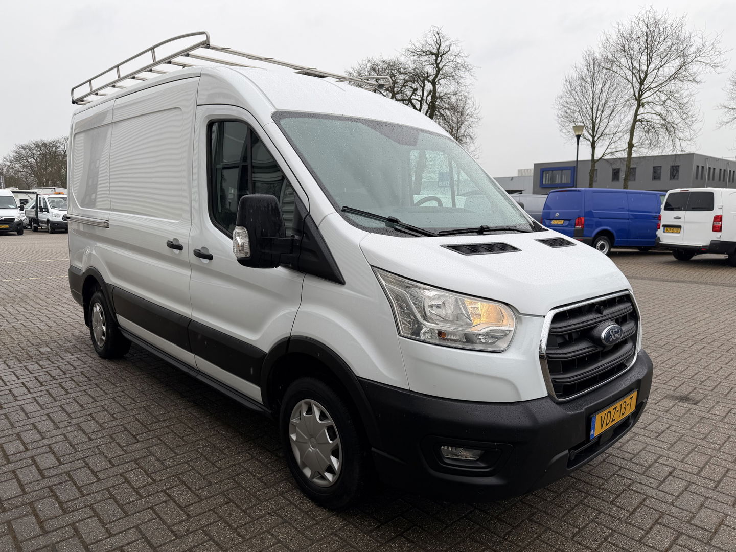 Ford Transit 310 2.0 TDCI L2H2 Trend / vaste prijs rijklaar € 18.950 ex btw / euro 6 / bpm vrij / lease vanaf € 319 / imperial + trap / airco / cruise / pdc voor en achter / trekhaak 2450 kg