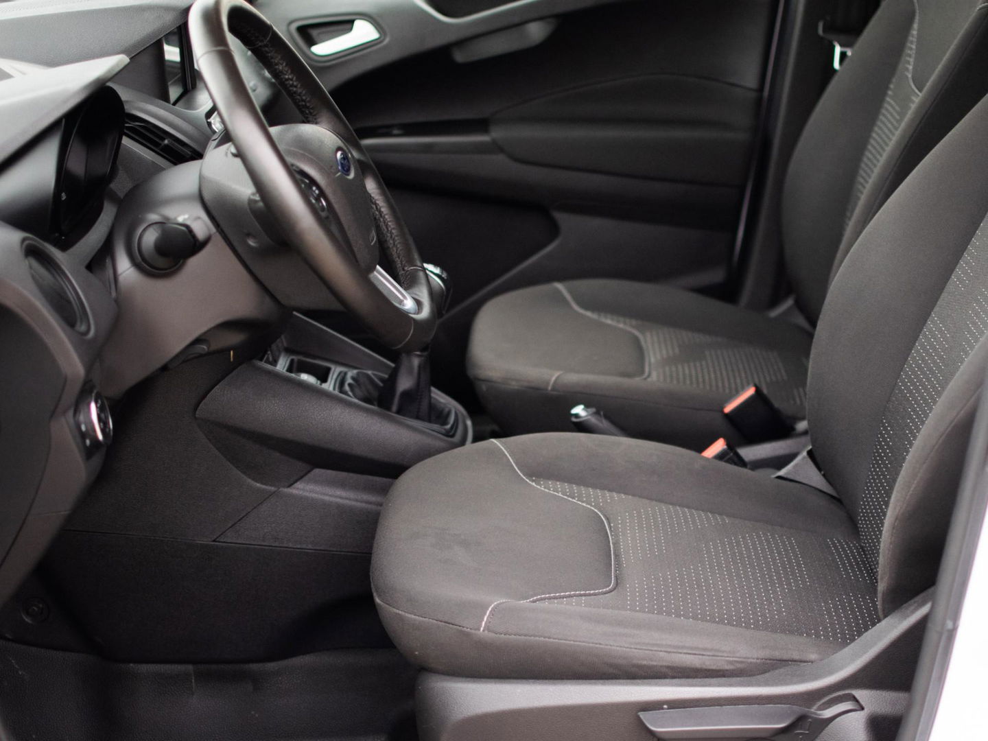 Ford Transit Courier 1.5 TDCI SPORT | Cruise control | EURO 6 | 2x schuif | Carplay |