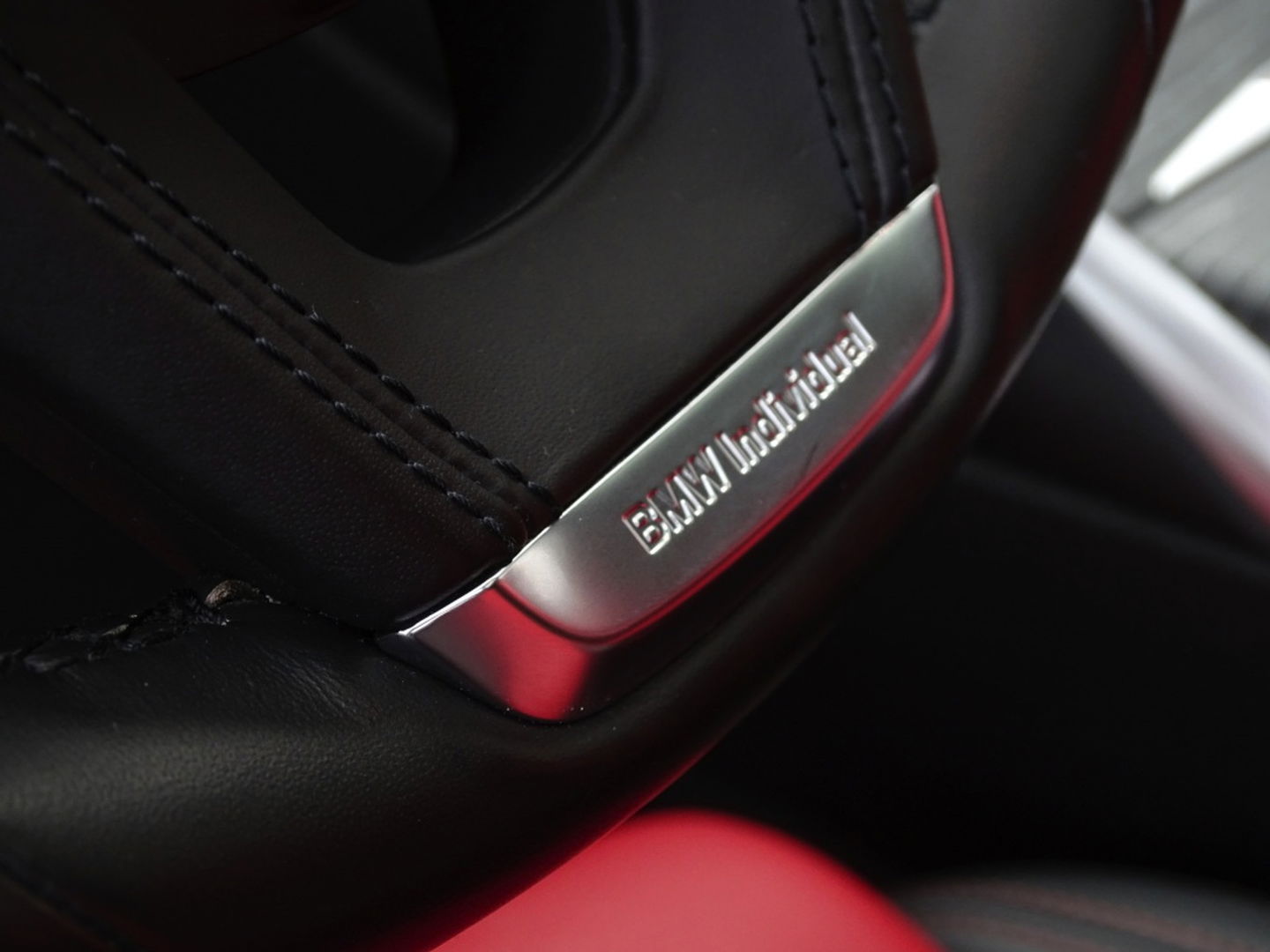 BMW 3-serie 330e 292PK / High Executive / Individual / Luxury Line