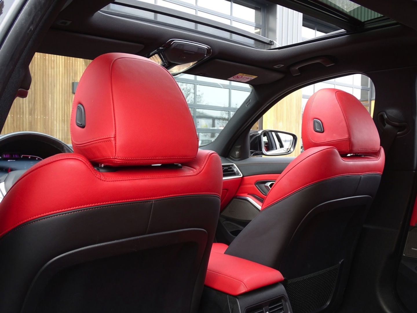 BMW 3-serie 330e 292PK / High Executive / Individual / Luxury Line