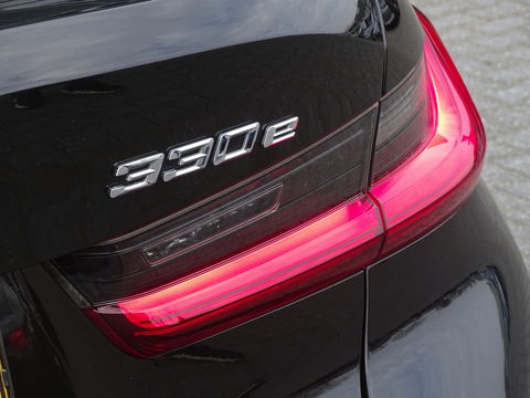 BMW 3-serie 330e 292PK / High Executive / Individual / Luxury Line