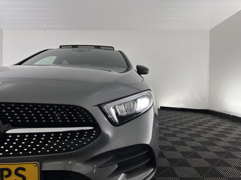 Mercedes-Benz A-Klasse 250 e AMG Limited Business Solution (Plug-in) (INCL-BTW) *PANO | LEATHER-MICROFIBRE | FULL-LED | AMBIENTLIGHT | HEATED-SPORTSEATS | WIDESCREEN-DIGICOCKPIT | DAB+ | NAVI-FULLMAP | CAMERA | PRIVACYGLASS | LANE-ASSIST | DYNAMIC-SELECT | 18'