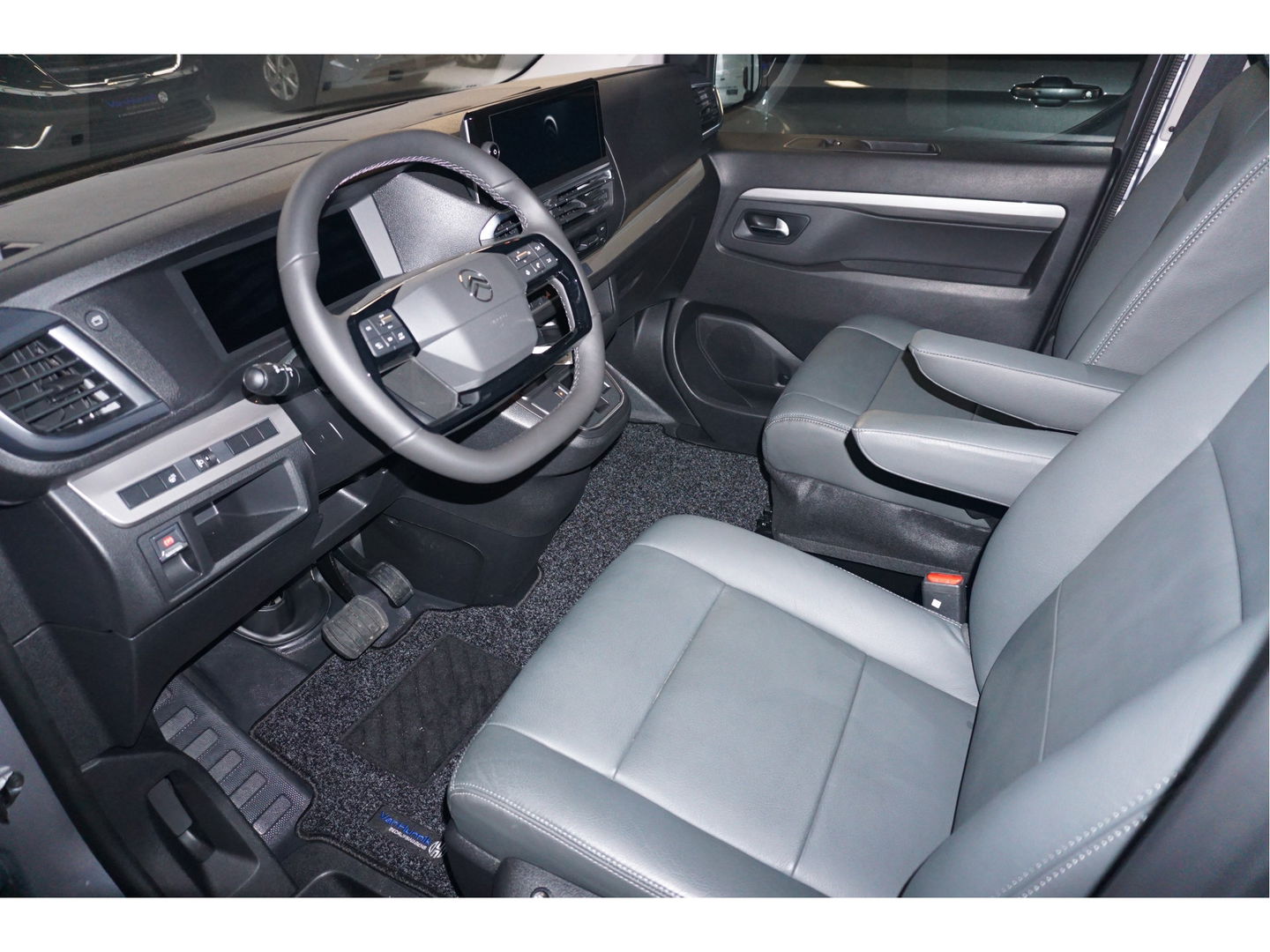 Citroën Jumpy 2.0D 180PK EAT8 Aut L3H1 BPM VRIJ!! LED, Navi, Leder interieur, Camera, 17" LM!! Nr. J458*