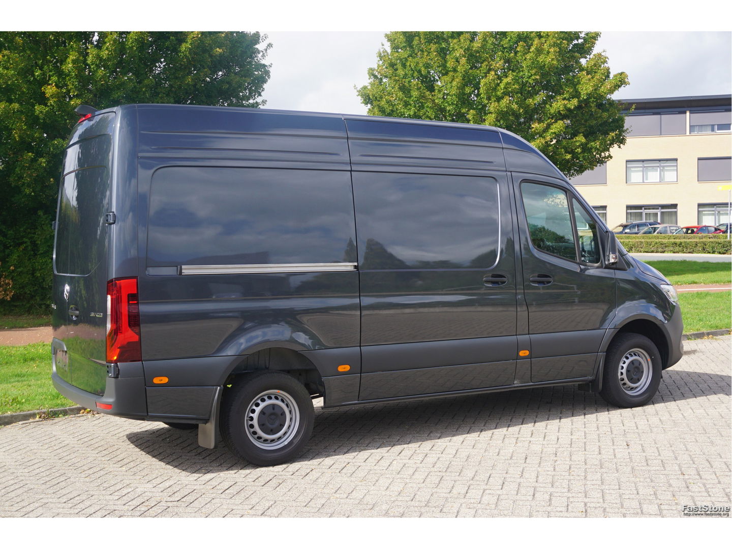 Mercedes-Benz Sprinter 317CDI Pro L2H2 BPM VRIJ!! 10.25" Mbux Cam, Gev. Stoel, 3.5T Trekgewicht, LED!! NR. A186*