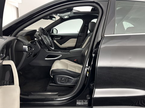 Jaguar F-Pace 3.0 S AWD R-Dynamic Aut *PANO | LEATHER | BLINDSPOT | FULL-LED | MERIDIAN-AUDIO | HEATED-SPORTSEATS | NAVI-FULLMAP | KEYLESS | CAMERA | CARPLAY | SHIFTPADDLES | PDC | LANE-ASSIST | MEMORY-PACK | DIGI-COCKPIT | .
