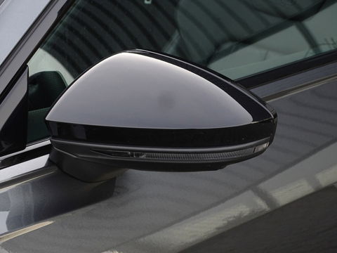 Audi A6 Sedan 55 TFSI e 367PK quattro S line / 2024 / B&O / laser / 360°