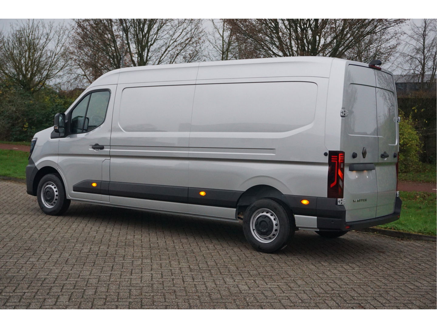 Renault Master T35 170PK L3H2 BPM VRIJ!! 10" R-Link Navi, Camera, LED 270Gr Deur!! NR. 650