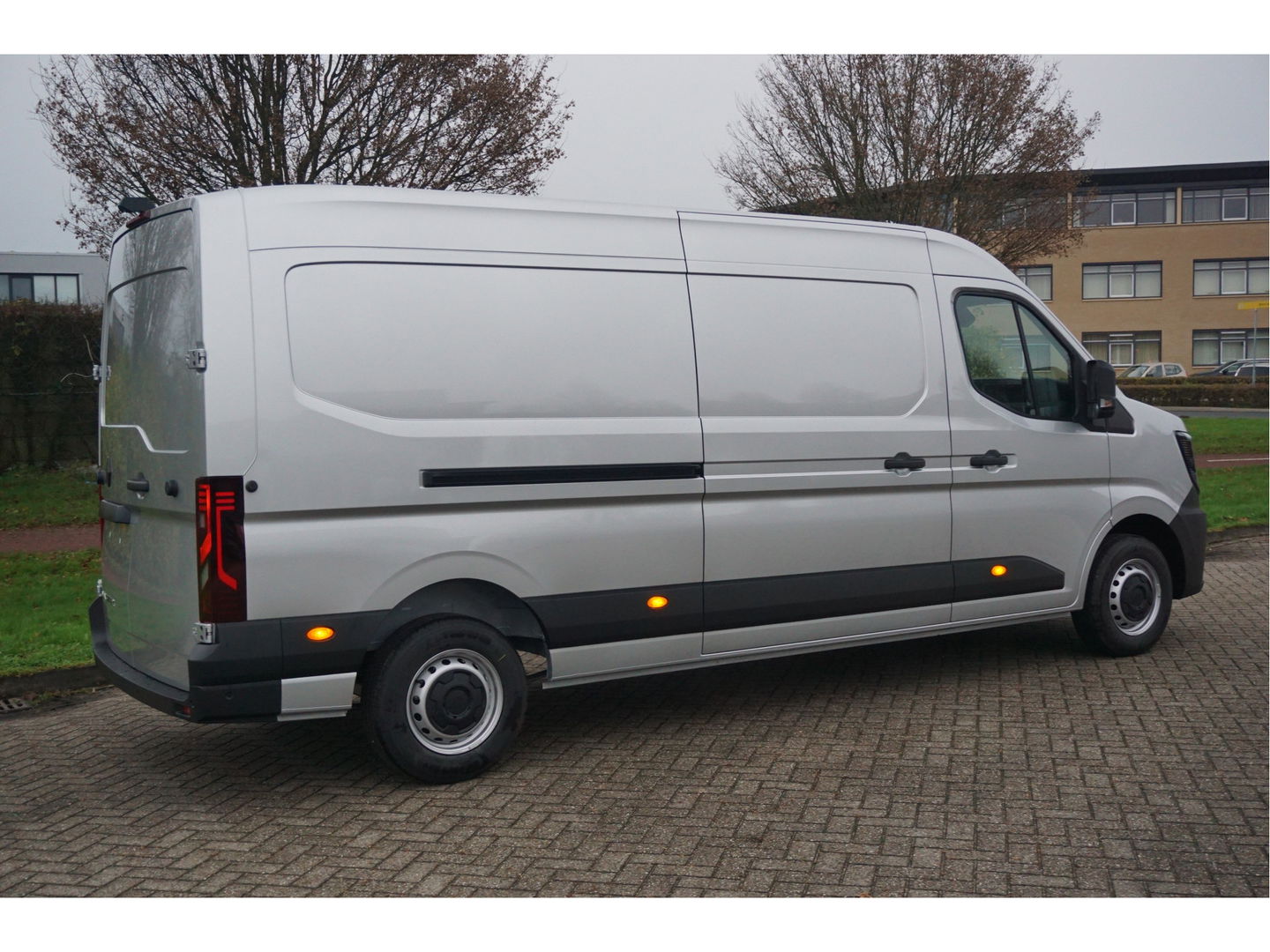 Renault Master T35 170PK L3H2 BPM VRIJ!! 10" R-Link Navi, Camera, LED 270Gr Deur!! NR. 650