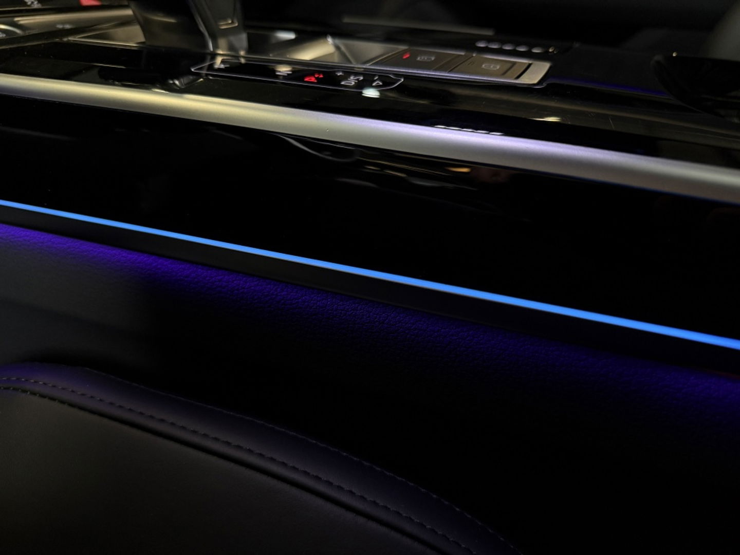 Audi A8 60 TFSIe 449PK Quattro / B&O / Laser / Massage