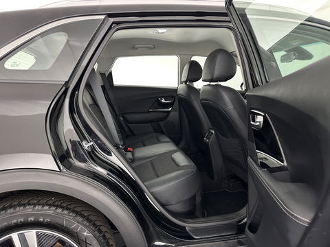 Kia Niro 1.6 GDi Hybrid Dynamic Line (INCL-BTW) Aut* LEATHER-FABRIC | NAVI-FULLMAP | CAMERA | DAB+ | KEYLESS | ECC | DIGI-COCKPIT | ADAPTIVE-CRUISE | HIFTPADDLES | LANE-ASSIST | PDC | 16''ALU*