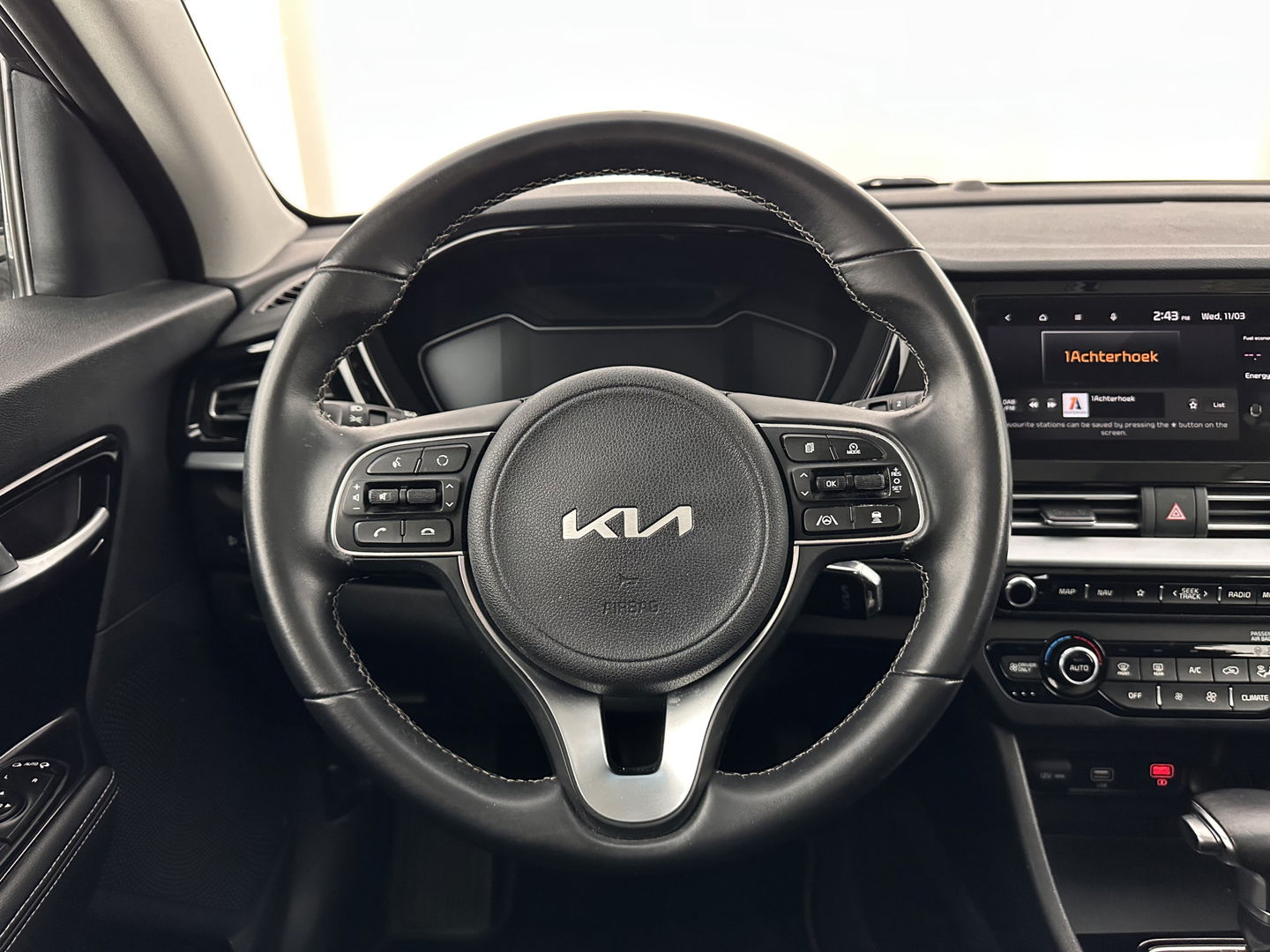 Kia Niro 1.6 GDi Hybrid Dynamic Line (INCL-BTW) Aut* LEATHER-FABRIC | NAVI-FULLMAP | CAMERA | DAB+ | KEYLESS | ECC | DIGI-COCKPIT | ADAPTIVE-CRUISE | HIFTPADDLES | LANE-ASSIST | PDC | 16''ALU*