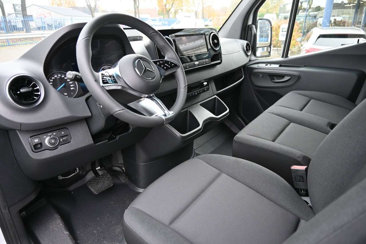 Mercedes-Benz eSprinter