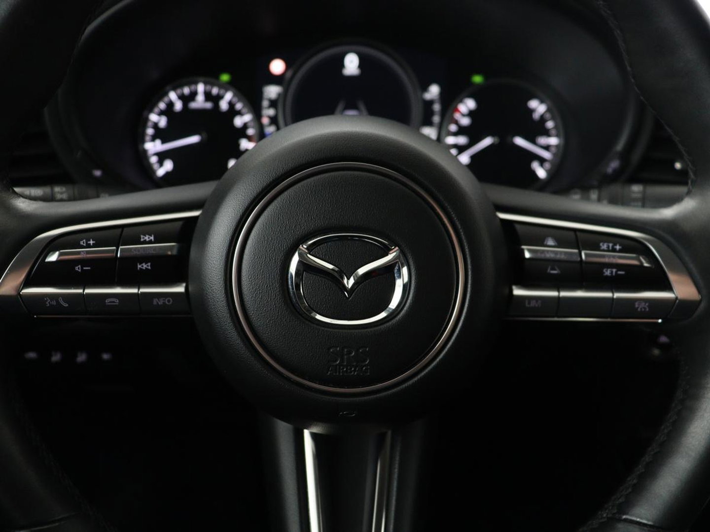 Mazda CX-30 2.0 e-SkyActiv-X M Hybrid Luxury | Leder | Stoelverwarming | Head-Up | Adaptive cruise | Camera | BOSE Sound | Carplay | Navigatie | Keyless | Full LED | Memory | Parkeerhulp