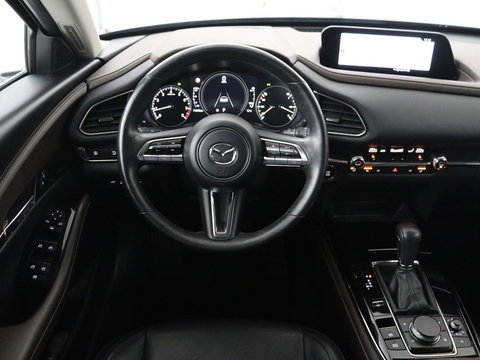 Mazda CX-30 2.0 e-SkyActiv-X M Hybrid Luxury | Leder | Stoelverwarming | Head-Up | Adaptive cruise | Camera | BOSE Sound | Carplay | Navigatie | Keyless | Full LED | Memory | Parkeerhulp