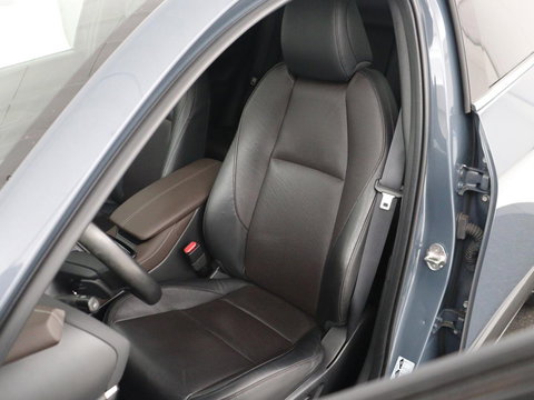 Mazda CX-30 2.0 e-SkyActiv-X M Hybrid Luxury | Leder | Stoelverwarming | Head-Up | Adaptive cruise | Camera | BOSE Sound | Carplay | Navigatie | Keyless | Full LED | Memory | Parkeerhulp