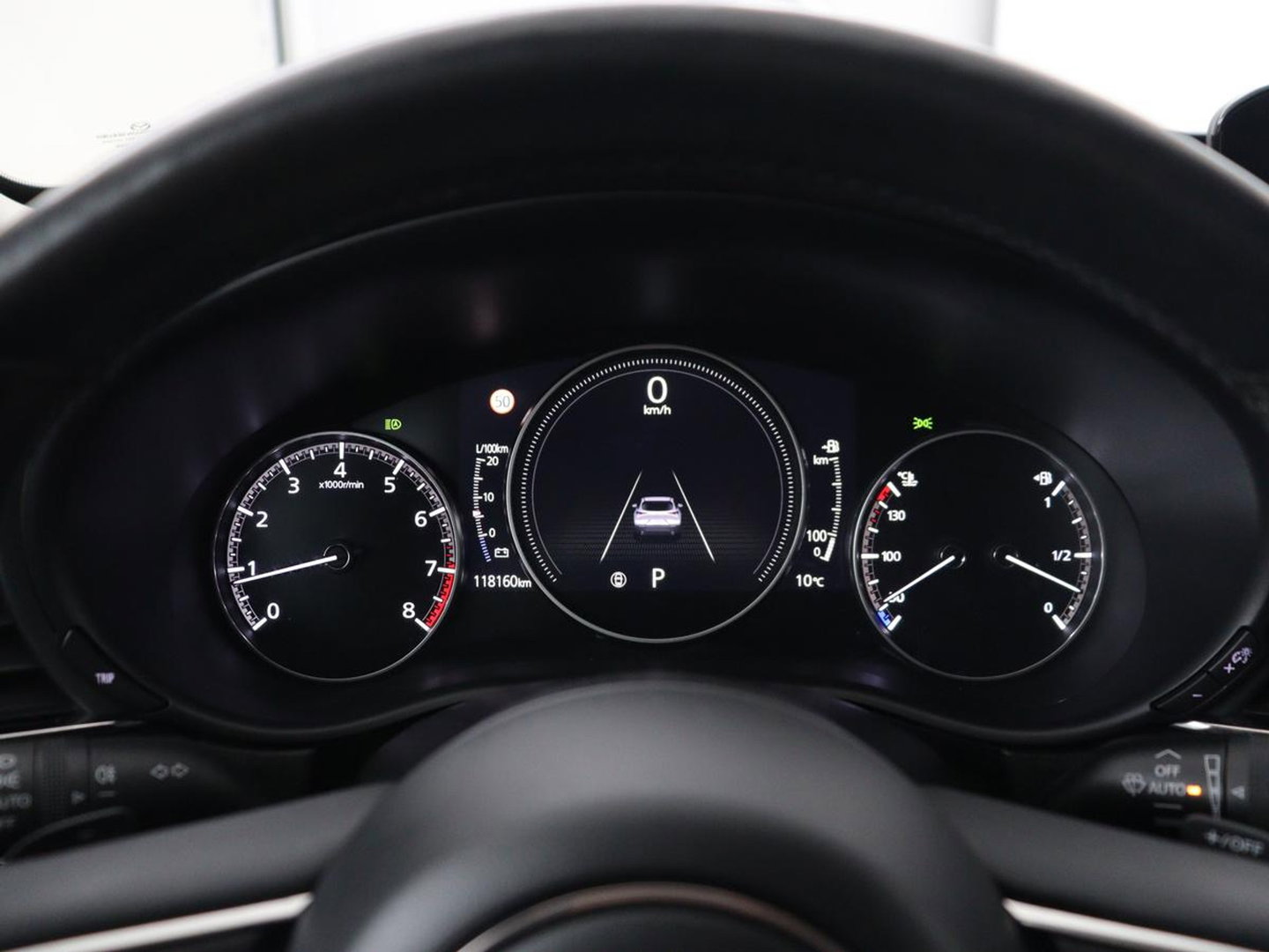 Mazda CX-30 2.0 e-SkyActiv-X M Hybrid Luxury | Leder | Stoelverwarming | Head-Up | Adaptive cruise | Camera | BOSE Sound | Carplay | Navigatie | Keyless | Full LED | Memory | Parkeerhulp