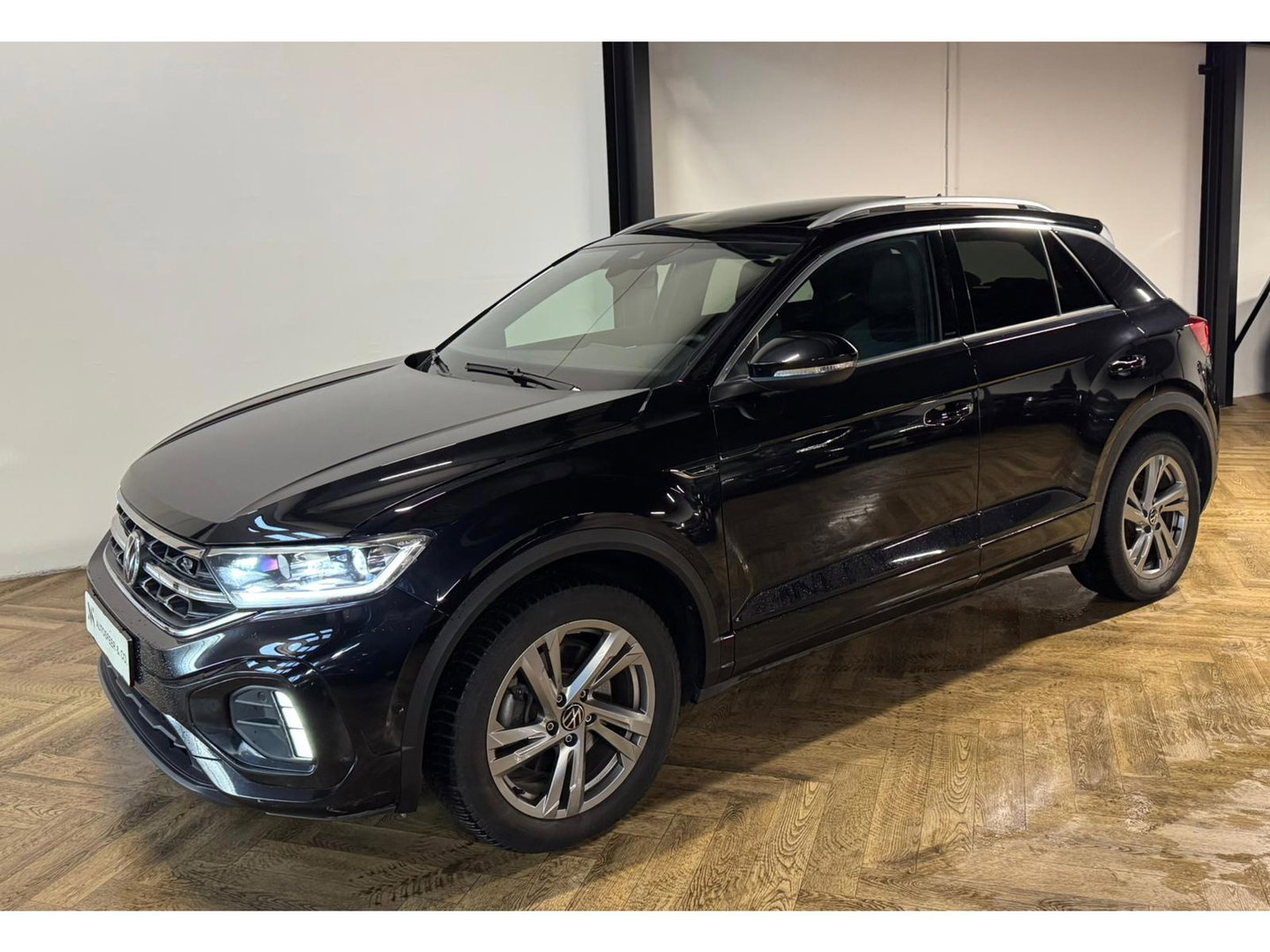 Volkswagen T-Roc 2.0 TSI 4Motion R-Line PANO KEYLESS CAM