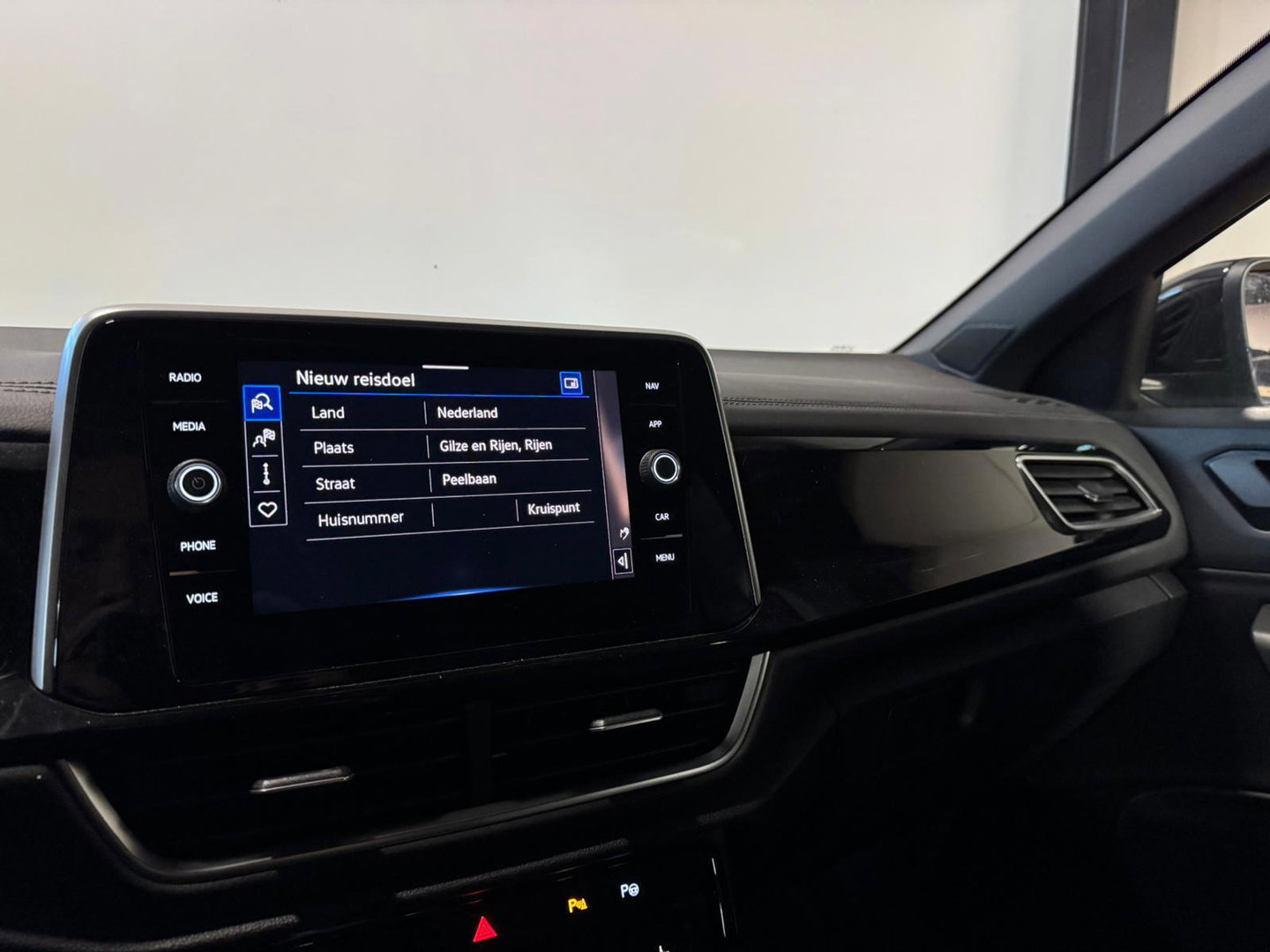 Volkswagen T-Roc 2.0 TSI 4Motion R-Line PANO KEYLESS CAM