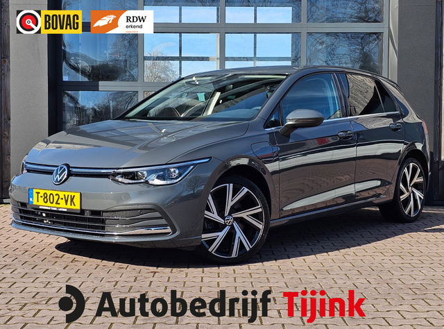 Volkswagen Golf - 1.4 eHybrid GTE Business Premium | IQ Light | Navi | App-connect | Stoelverwarming | Sportcomf. stoelen | ACC | Keyless |