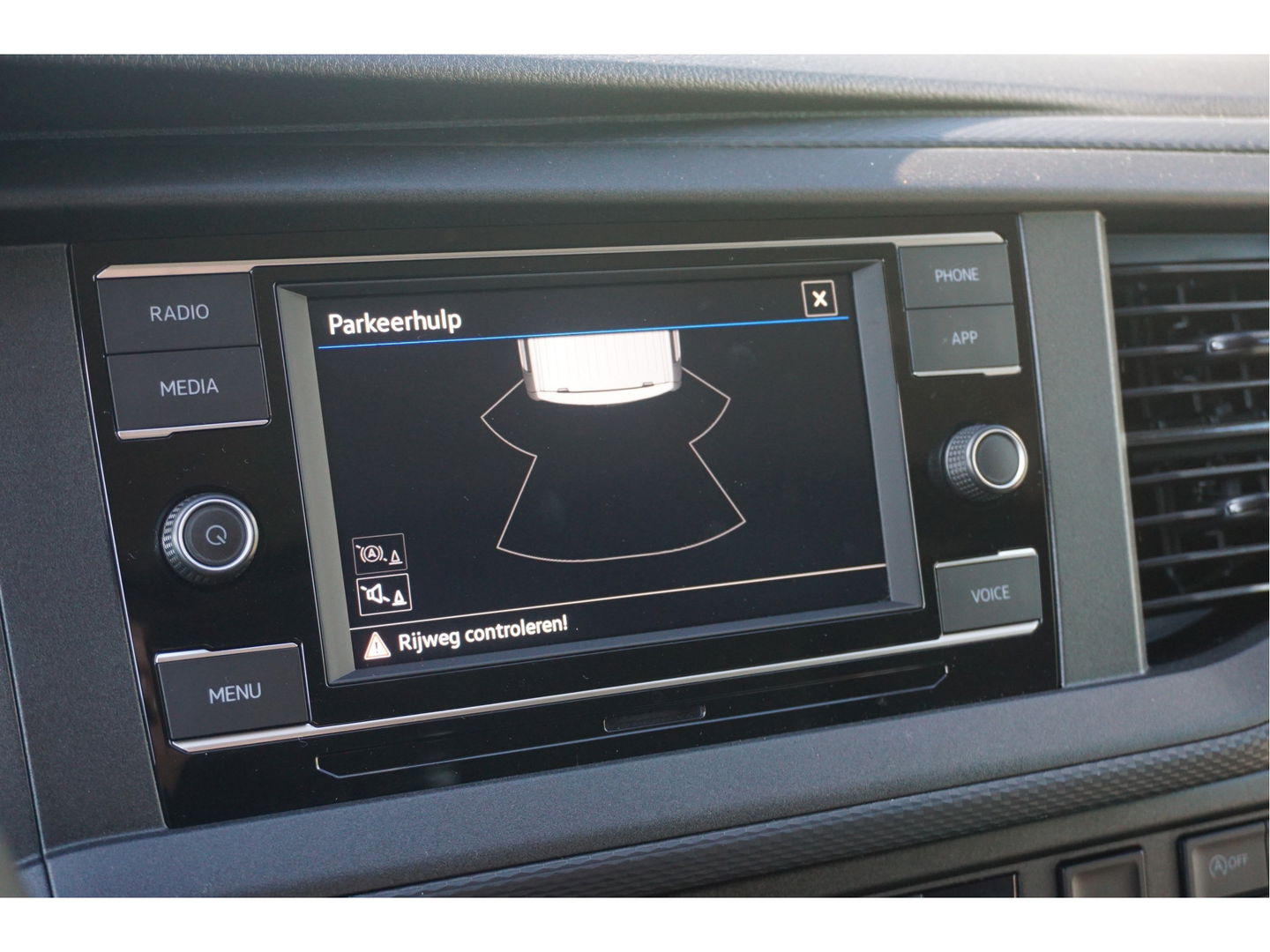 Volkswagen Transporter T6.1 2.0TDI 150PK BPM VRIJ!! App Connect, Cruise, Airco, LED!! NR. 128