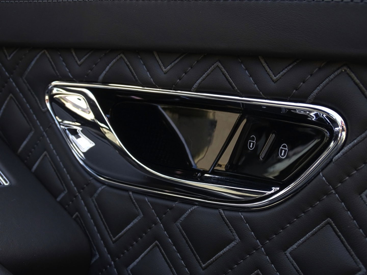 Bentley Continental GT 6.0 W12 TwinTurbo 636PK / ACC / B&O sound / 360° *NAP*