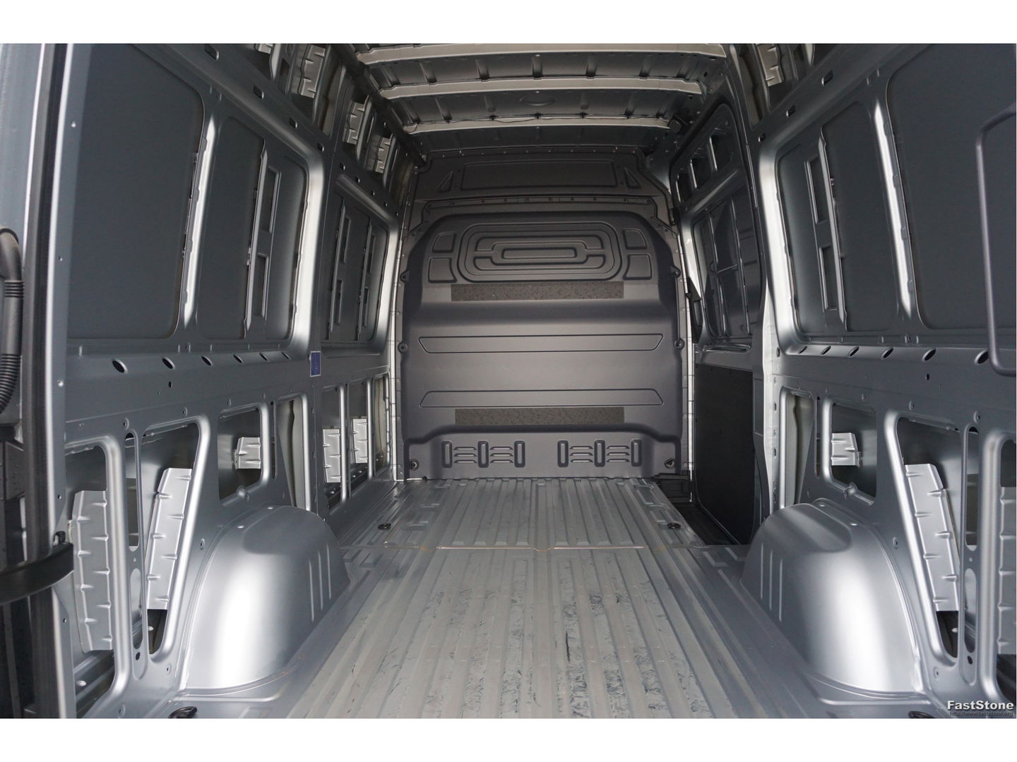 Mercedes-Benz Sprinter 317CDI Pro L2H2 BPM VRIJ!! 10.25" Mbux Cam, Gev. Stoel, 3.5T Trekgewicht, LED!! NR. A052*